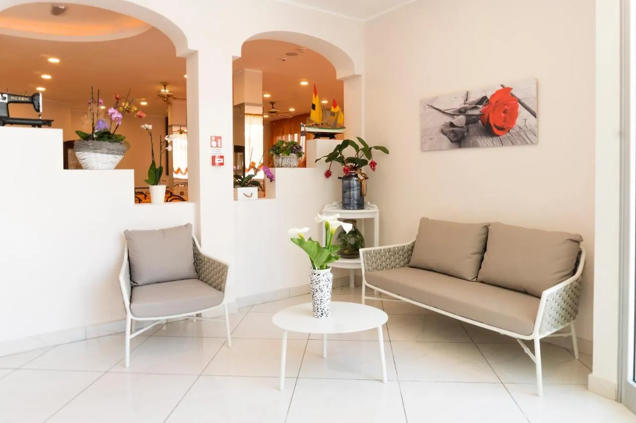 B&B Hotel Villa Nora ベラーリア・イジェア・マリーナ