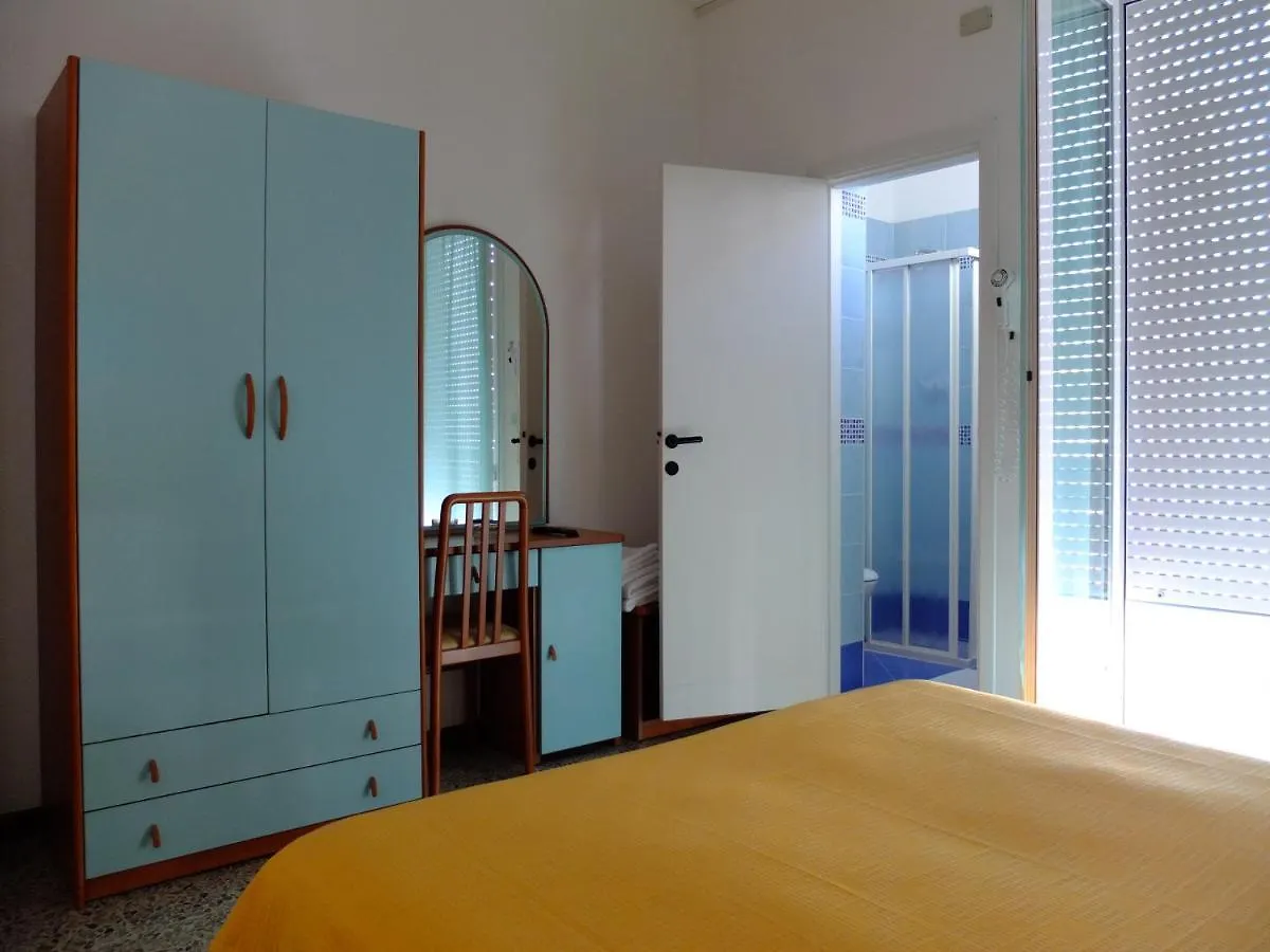 B&B Hotel Villa Nora ベラーリア・イジェア・マリーナ イタリア